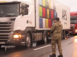 "Свобода" поставила под угрозу все перевозки по территории Украины