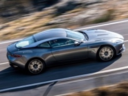 В Сети появились новые снимки Aston Martin DB11