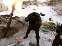 Террористы усиливают обстрелы позиций украинских военных