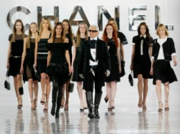 Карл Лагерфельд обеспокоен за будущее мира моды