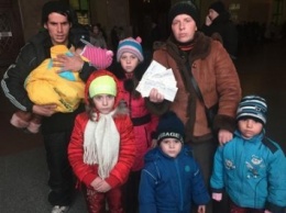 Донецкая ОВГА: выплаты переселенцам, которые проживают на не подконтрольной территории, остановлены