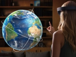 Microsoft открыла прием предварительных заказов на шлем HoloLens