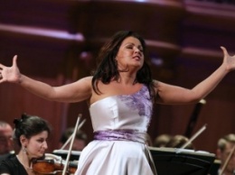 Анна Нетребко выступила на сцене «Метрополитен-опера» в Нью-Йорке