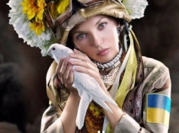 Женщины Луганщины готовят сюрприз для защитниц Украины на передовой