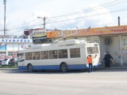 В Севастополе приостановили движение троллейбусов