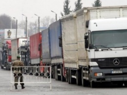 За прошедшие сутки через КПП в Закарпатской области проехали почти 60 российских фур