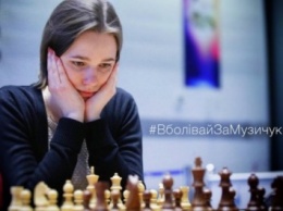 П.Порошенко пожелал шахматистке М.Музычук удачных ходов во время защиты титула