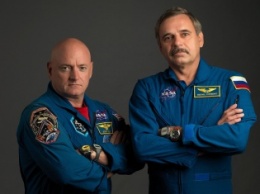 Космонавт Корниенко и астронавт Келли вернулись на Землю