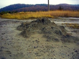В соседней с Закарпатьем областью есть единственный в Украине действующий вулкан (ФОТО)