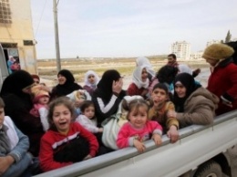 Яценюка просят не размещать сирийских беженцев в Яготине