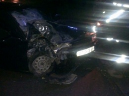 Автомобиль въехал в киоск в Запорожской области, есть пострадавшие