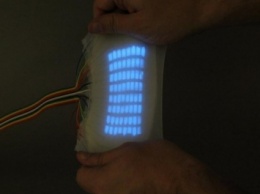 Ученые из США создали уникальную суперэластичную люминесцентную кожу