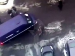 Машина фельдъегерской службы наехала на активиста "СтопХама" в Москве