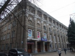 Правоохранители в Одессе не нашли взрывчатку в Доме офицеров