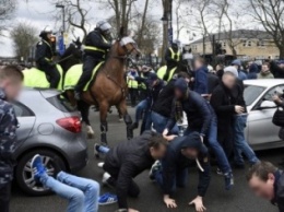 В Лондоне произошла драка между фанатами «Тоттенхэма» и «Арсенала»