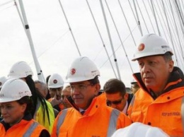 Эрдоган и Давутоглу открыли мост Явуза Султана Селима через Босфор