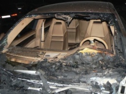 На стоянке в Хмельницком подожгли автомобиль