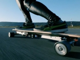 Рекорд Гиннесса: 95 км/ч на электрическом скейтборде (видео)