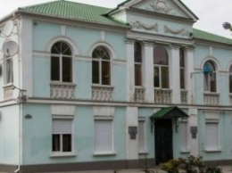 В Симферополе у Меджлиса крымско-татарского народа отобрали здание главного офиса