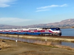 Поезд, потерпевший аварию в Калифорнии, был автопилотированным