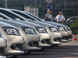 «Автостат»: В России автопроизводители поднимают цены на автомобили