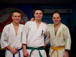 Николаевцы завоевали первое командное место на чемпионате Украины по киокушин каратэ