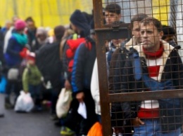 Словения с полуночи резко ограничит доступ беженцев в страну