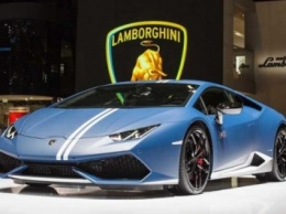 Lamborghini представила в Женеве спецверсию Huracan Avio