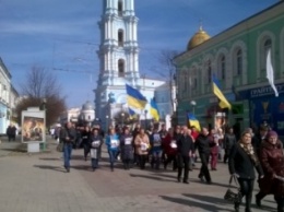 Сумы присоединились к акции в поддержку Надежды Савченко (ФОТО)