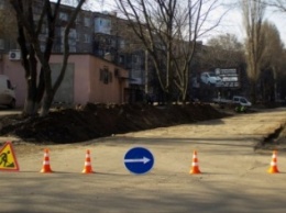 В Днепродзержинске начали ремонтировать улицу Николенко