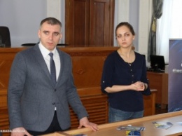 Сенкевич встретился со студентами из Западной Украины и сказал, что хочет изменить сознание николаевцев