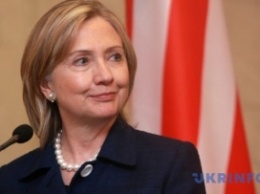 Клинтон также призвала Россию немедленно освободить Савченко
