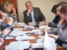Бюджетная комиссия хочет, чтоб чиновники Николаева прекратили «строить замки из песка» при написании программ