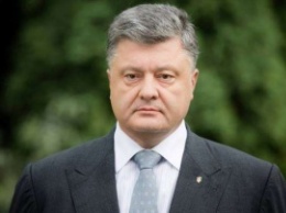 Порошенко попросил отправить к Савченко немецких врачей