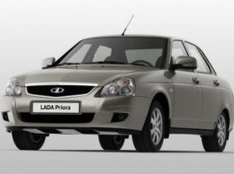 Ультрабюджетная Lada Priora добралась до автосалонов