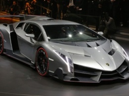 Один из трех Lamborghini Veneno выставили на продажу