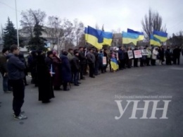 Жители Херсонской области провели митинг в поддержку Н.Савченко