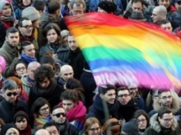 Мариупольские геи смогут делить имущество после разлуки
