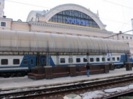 На Харьковском вокзале отменили две электрички
