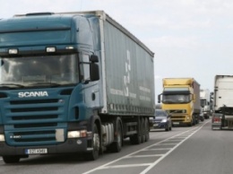 Ровенский облсовет требует запретить транзит российских грузов по Украине