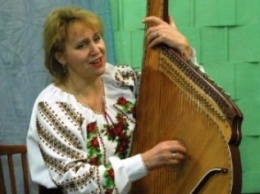 Херсонцы с концертом выступили в Курахово Донецкой области (фото)