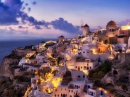 Греция: Санторини ограничивает туристам доступ на остров