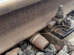 В Добропольском районе предотвратили теракт на железной дороге