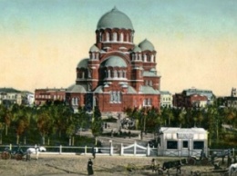 В Волгограде заложили фундамент под храм Александра Невского