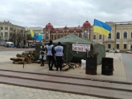 Митингующие в Кировограде пригрозили зажечь шины перед ОГА