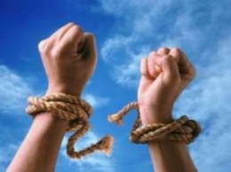 В Сумах пятерых осужденных освободили условно-досрочно