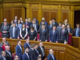 Поможет ли отставка Яценюка найти выход из политического кризиса?
