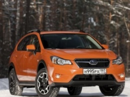 Subaru приступил к продажам обновленного кроссовера XV в России