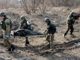 За прошедшие сутки в зоне АТО шесть украинских военных получили ранения