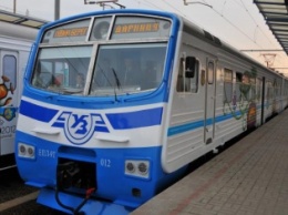 В Киеве запустят "челночные" поезда городской электрички на ст. Троещина-2 и Петровка